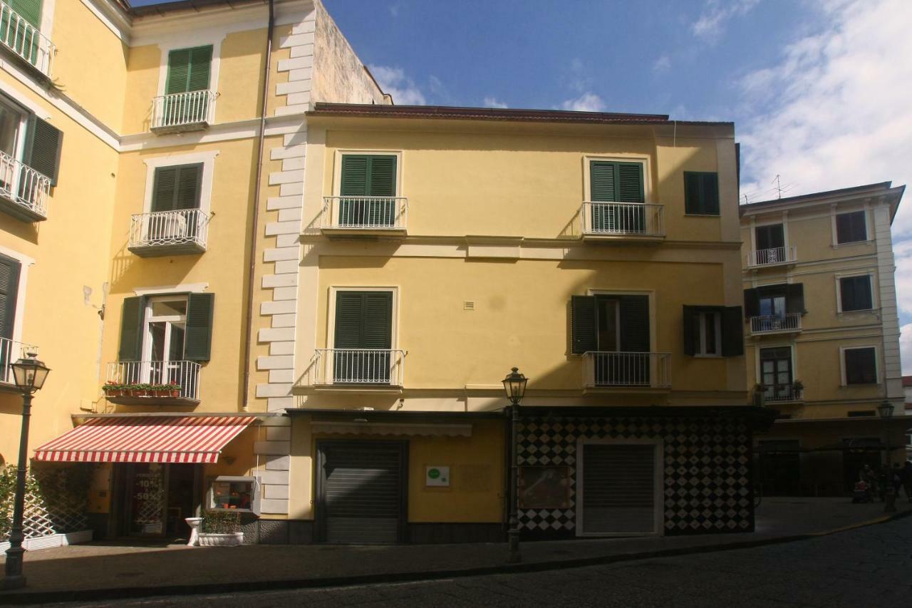 Casa Sofia Apartment Sorrento Bagian luar foto